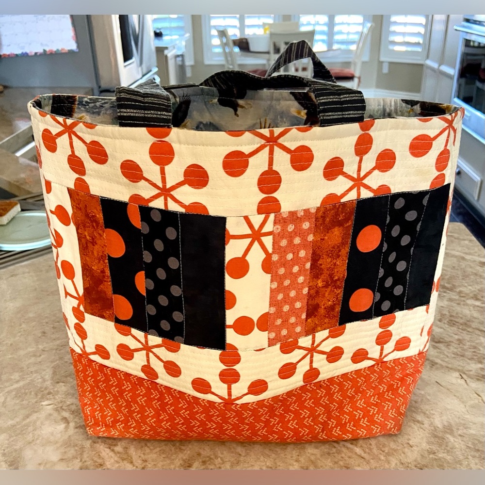 🟠BEAUTIFUL HAND MADE QUILTED FABRIC TOTE BAG 🟠